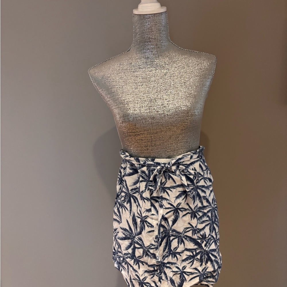 BDG Printed Wrap Skirt in Navy and White